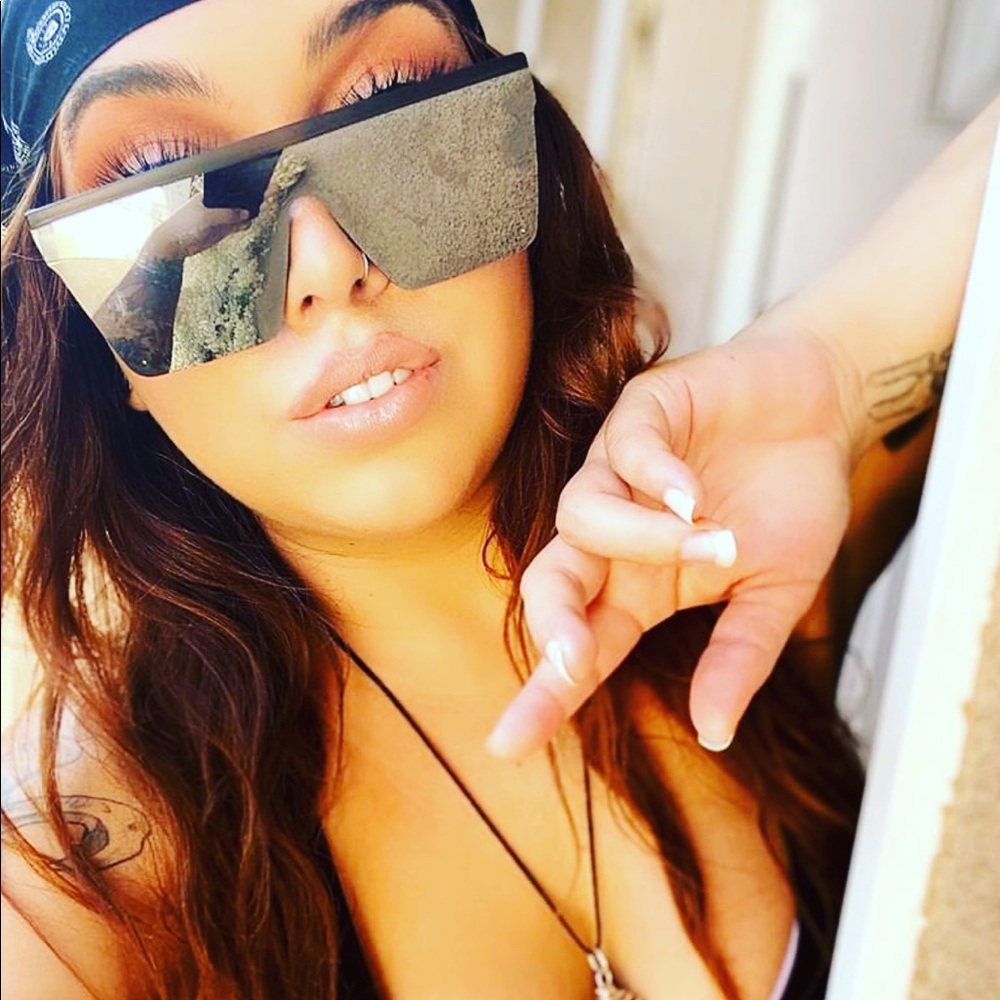 Mirrored square frame fashion sunglasses